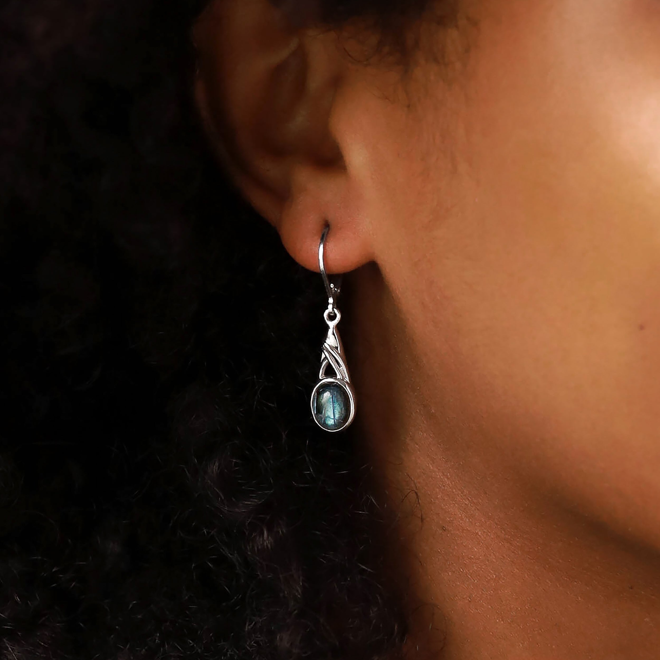 9x7mm Oval Shape Labradorite White Gold Plated 925 Sterling Silver Leverback Dangle Earrings
