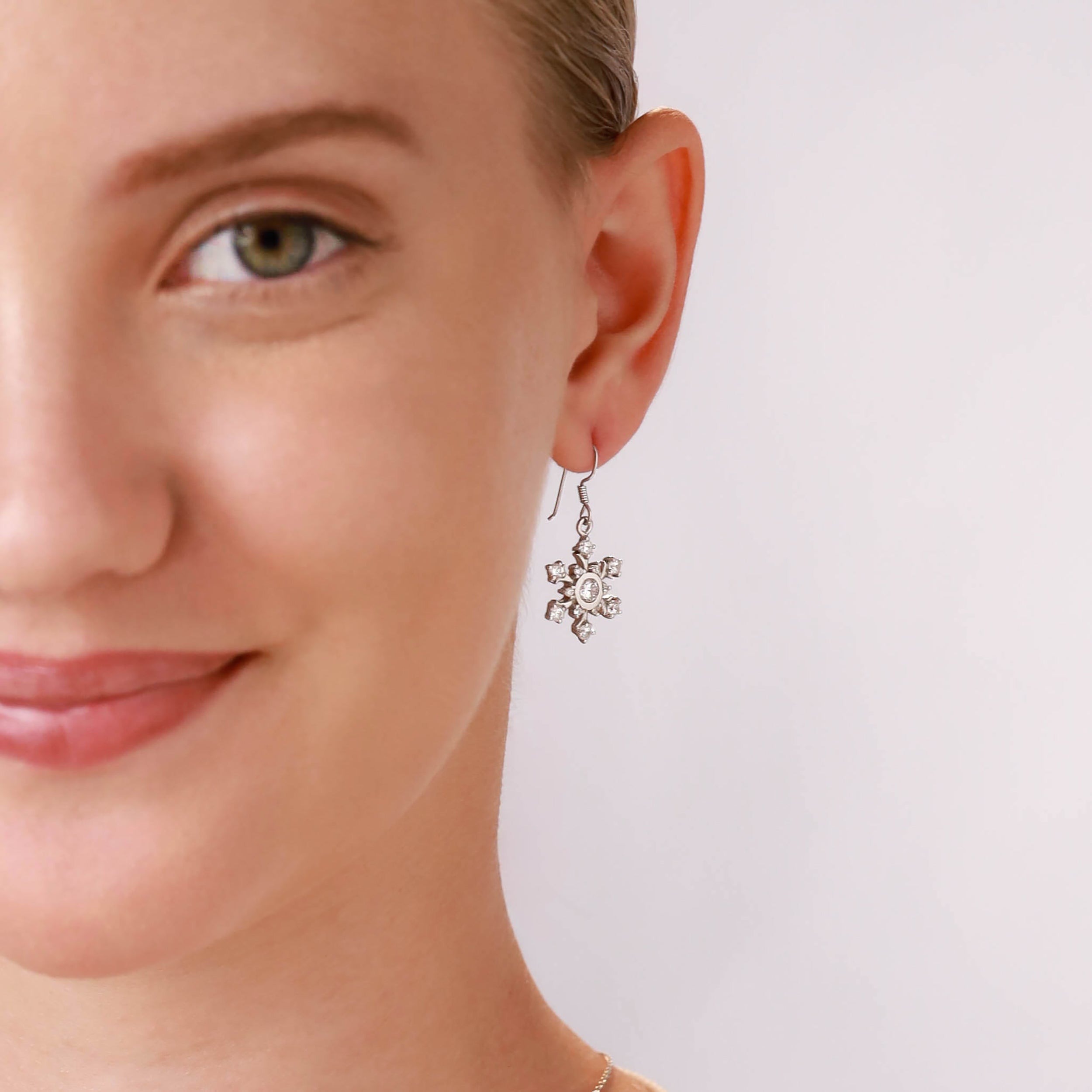 Genuine Mercury Mist Aurora Borealis Topaz 925 Sterling Silver Snowflake Christmas Dangle Earrings silvershake
