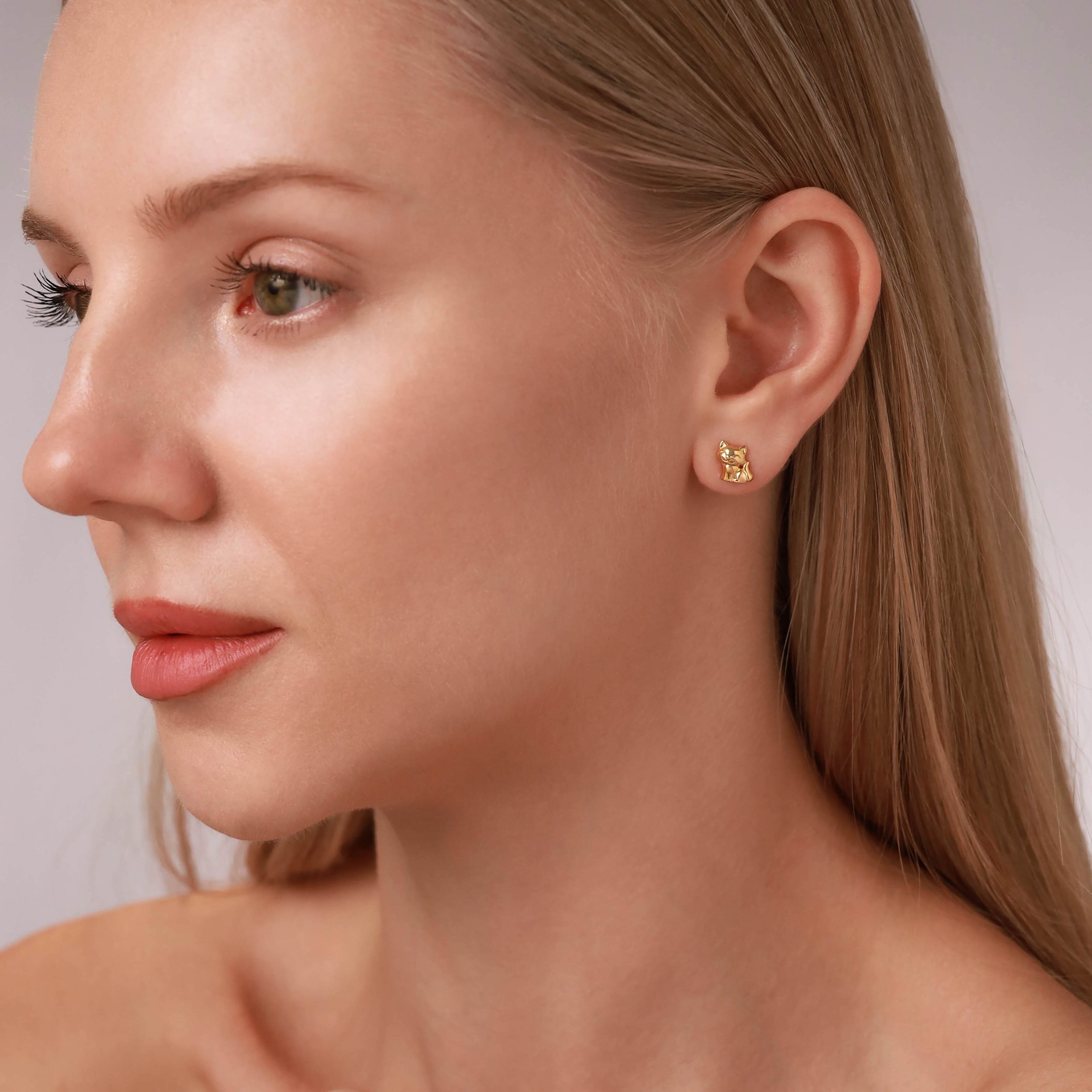 8MM Petite White Gold Plated 925 Sterling Silver Minimalist Cat Pet Casual Stud Earrings