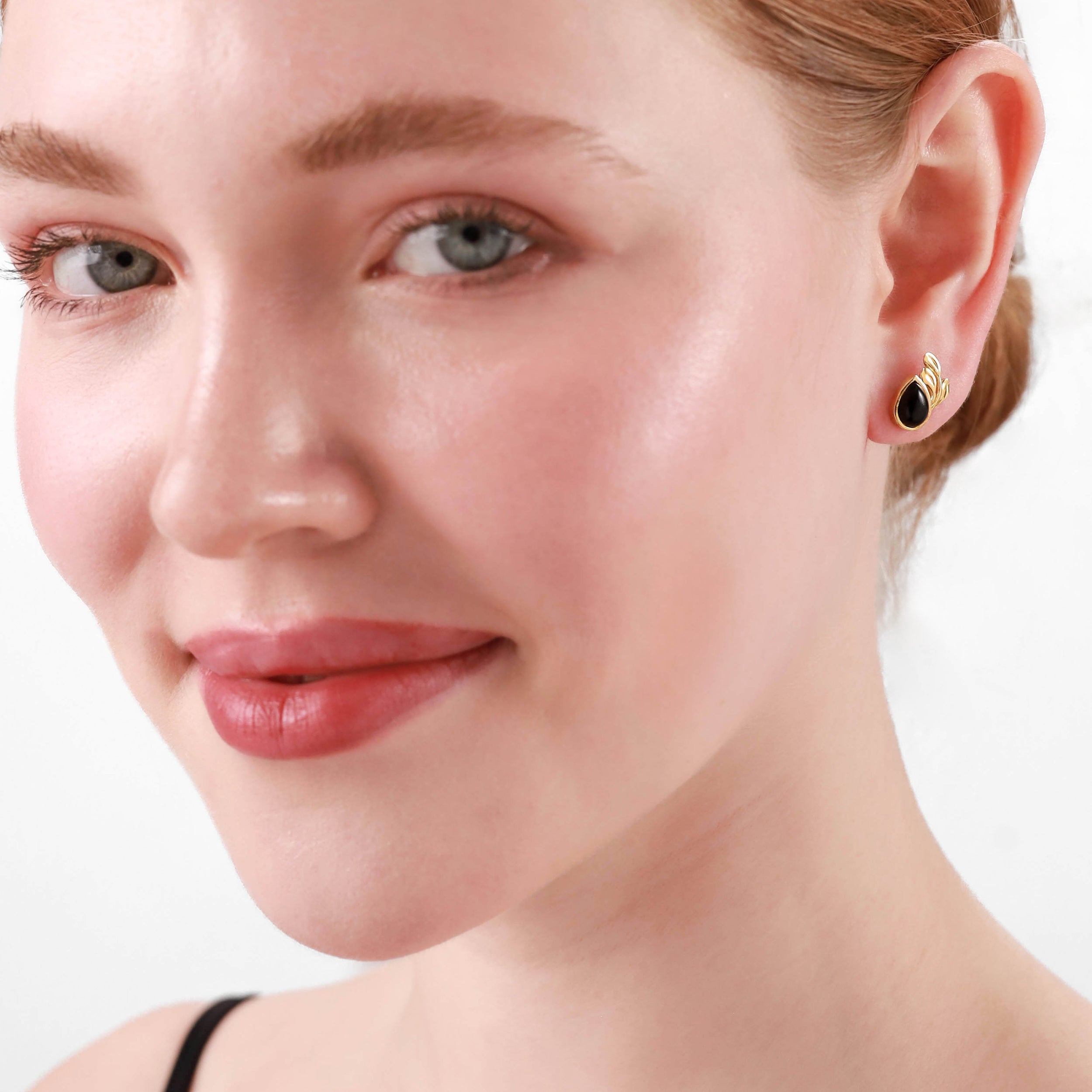 8X6mm Natural Pear Shape Gray Moonstone White Gold Plated 925 Sterling Silver Leaf Casual Stud Post Earrings