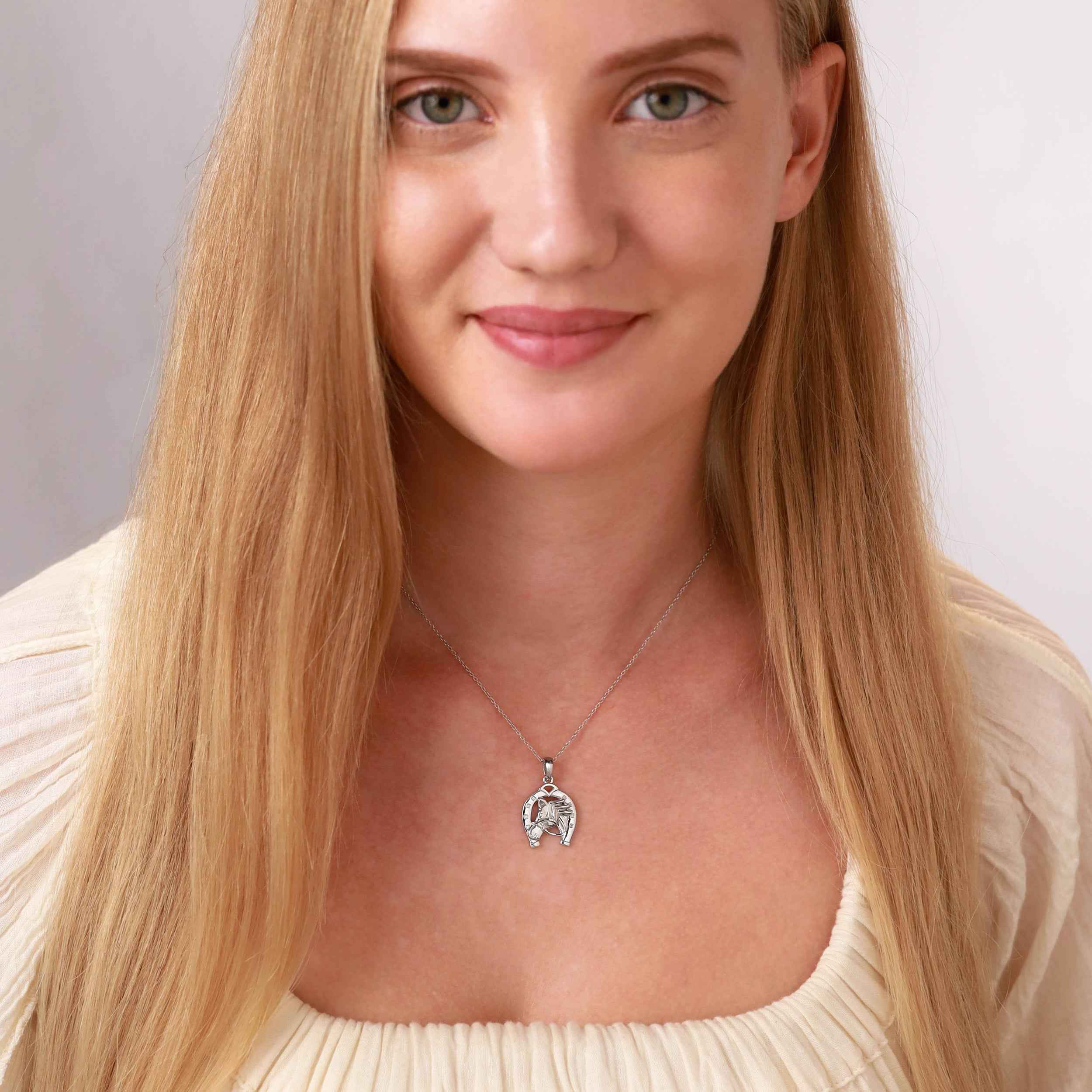 White Gold Plated 925 Sterling Silver I Love Horses Fashion Horseshoe Lucky Casual Pendant