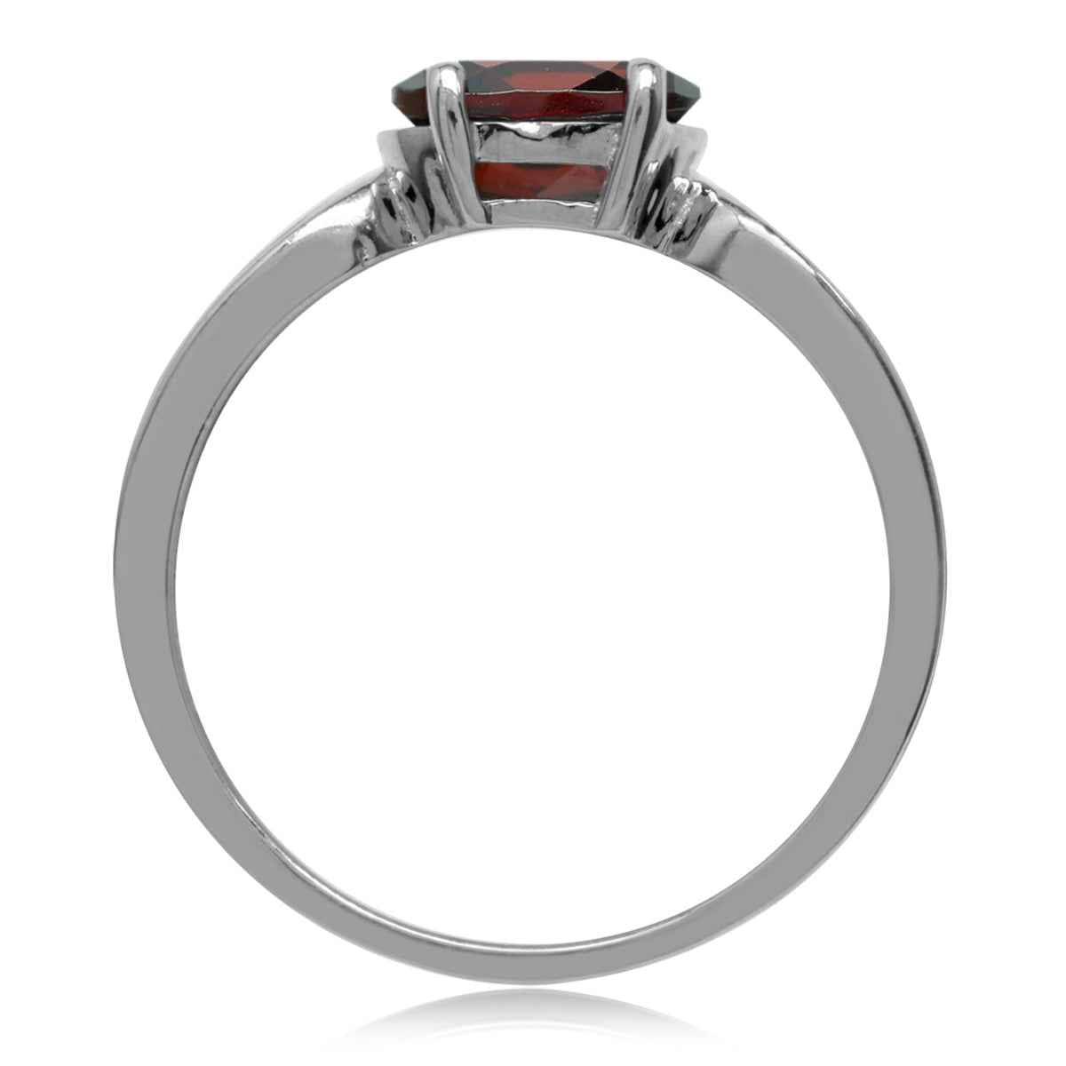 1.4ct. Natural Oval Shape Garnet 925 Sterling Silver Solitaire Ring