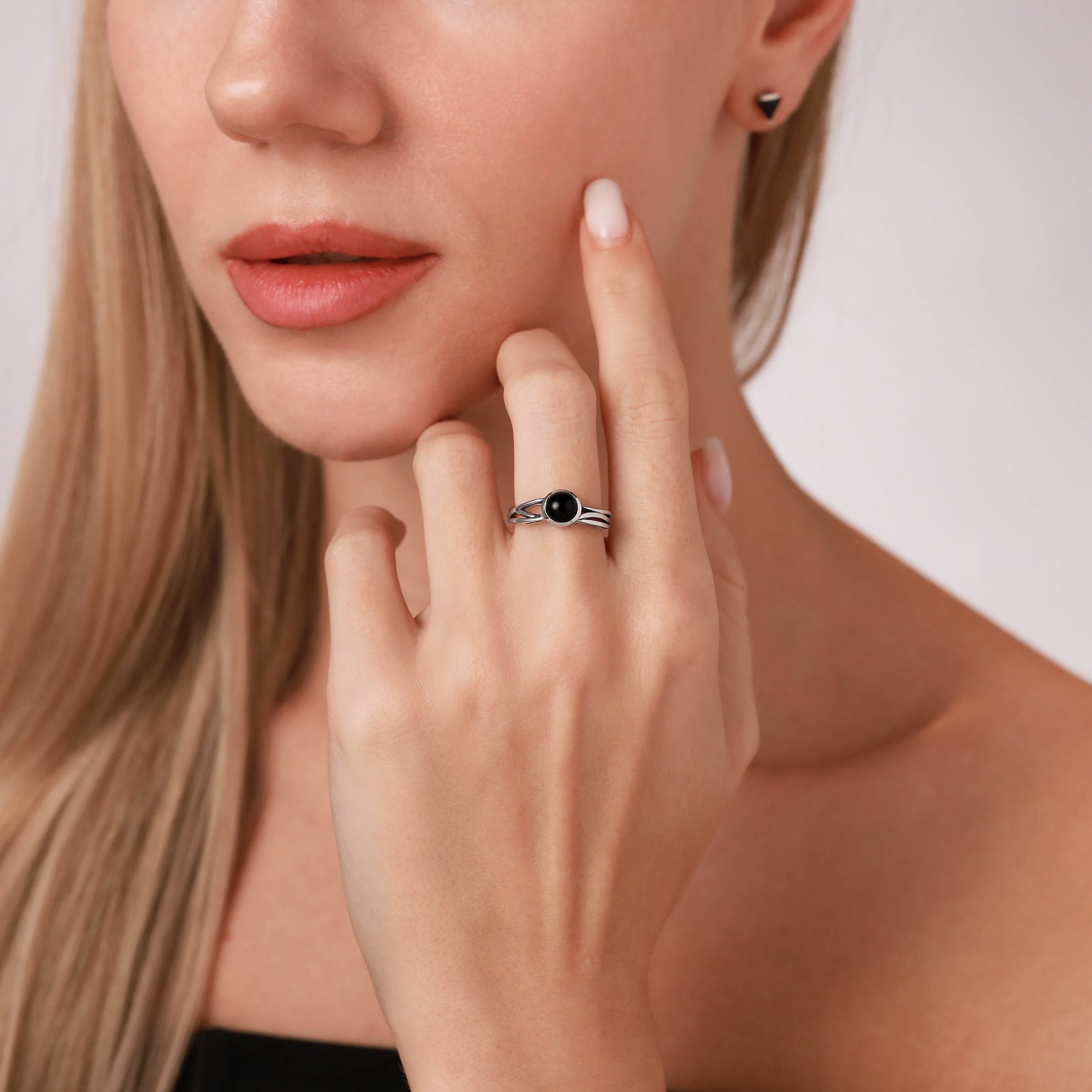 6MM Natural Round Shape Moonstone 925 Sterling Silver Solitaire Ring