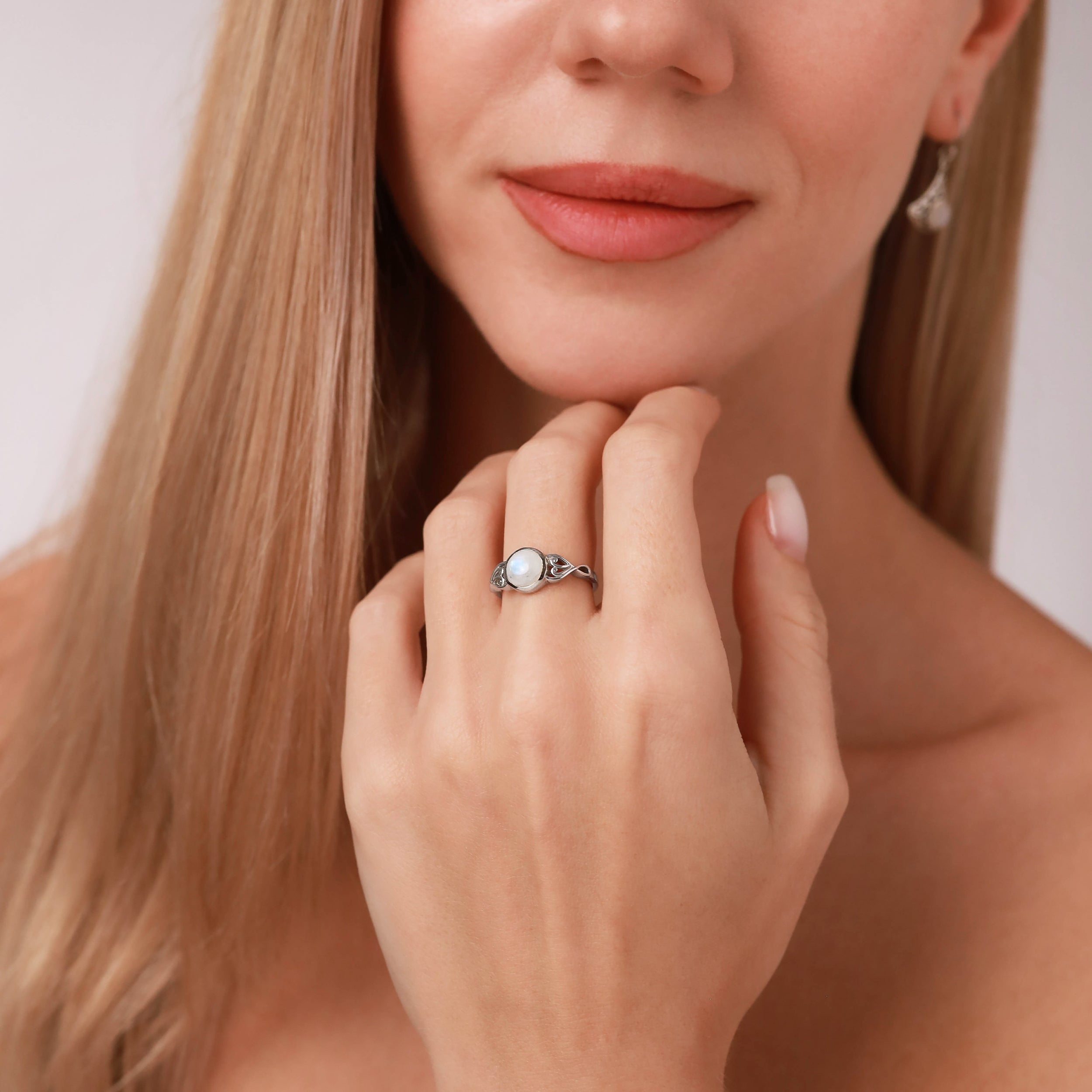 7mm Natural Moonstone 925 Sterling Silver Victorian Style Solitaire Ring - Silvershake-store