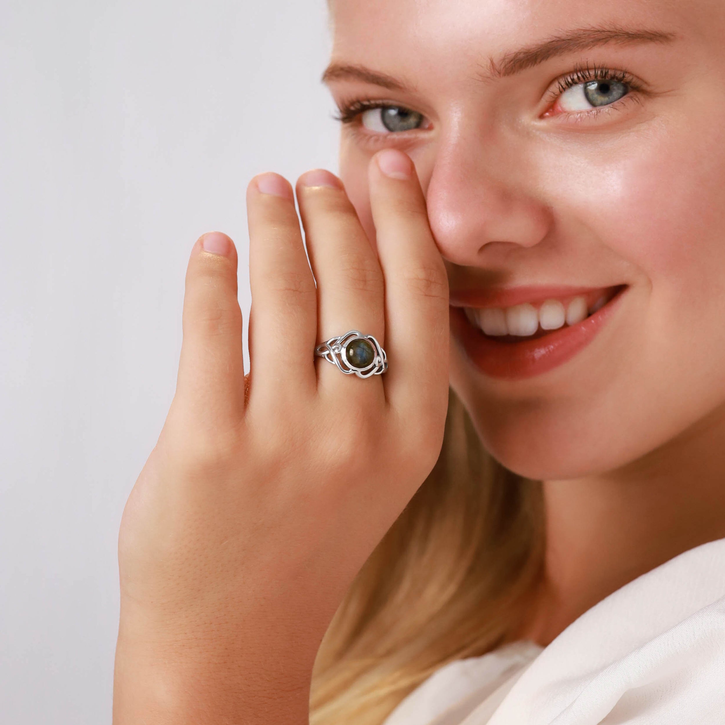8MM Round Shape Labradorite White Gold Plated 925 Sterling Silver Celtic Knot Solitaire Ring