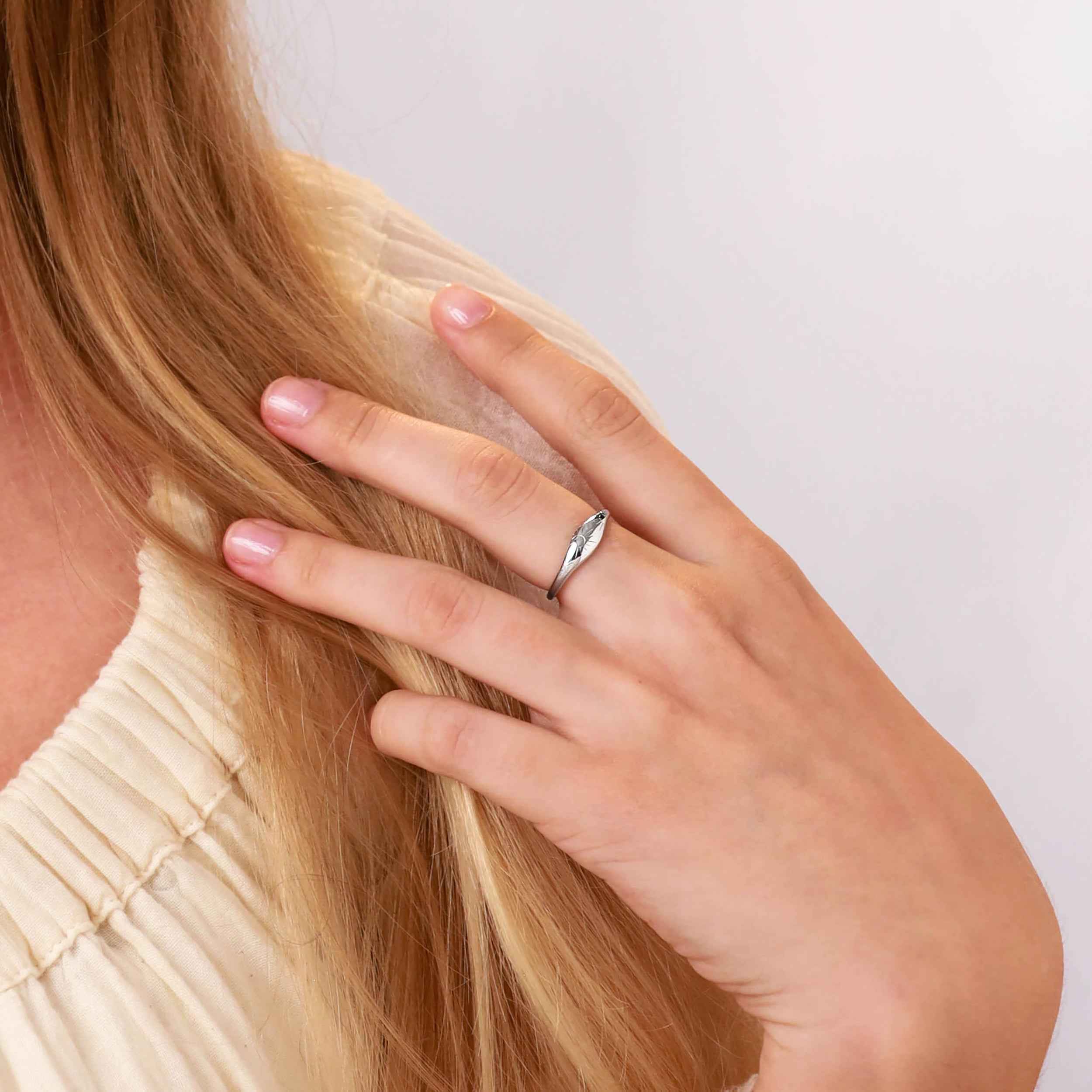 White Gold Plated 925 Sterling Silver Minimalist Sun Ray Inspired Fashion Chic Ring
